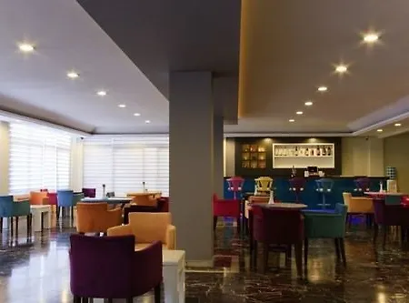 מלון Vela מרמריס